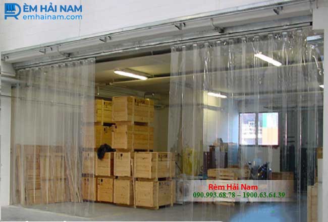 Rèm ngăn lạnh kéo
